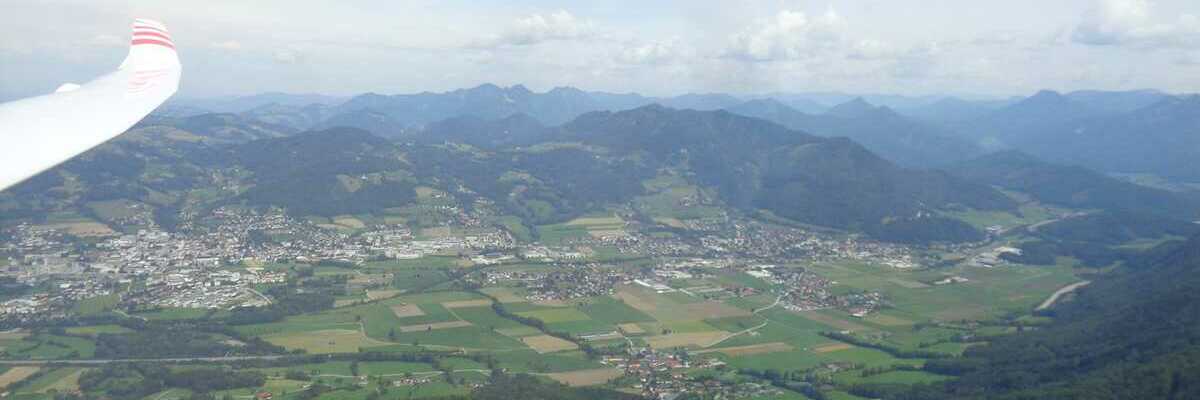 Flugwegposition um 12:48:06: Aufgenommen in der Nähe von Gemeinde Inzersdorf im Kremstal, 4565 Inzersdorf im Kremstal, Österreich in 1106 Meter